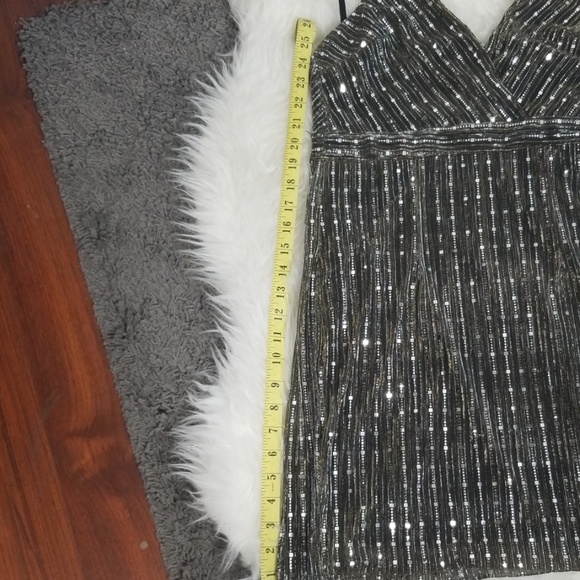 Black sequin cocktail dress - Picture 6 of 8